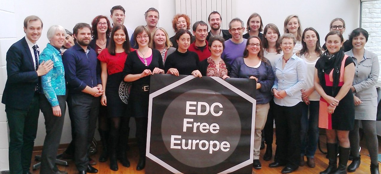 Miembros de las organizaciones de la campaña contra los contaminantes hormonales EDC Free Europe. reunidos en Bruselas